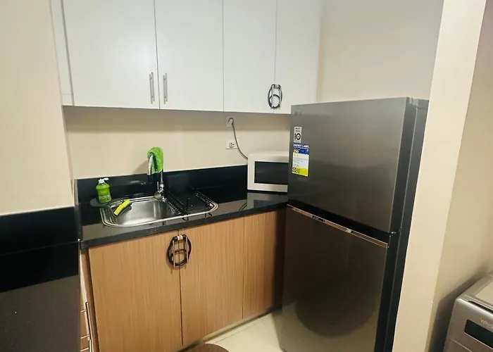 Newport Premium Aparthotel 4*